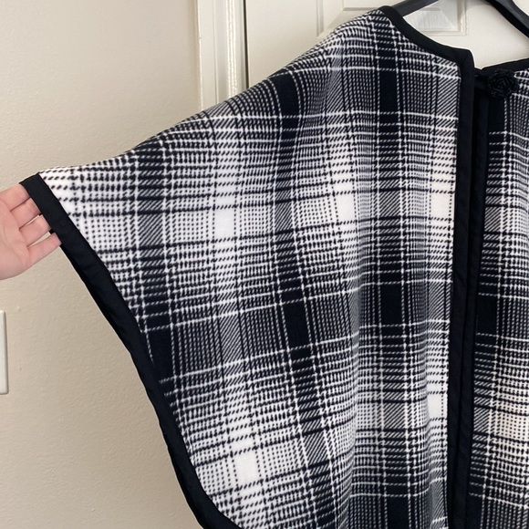 Plaid fleece cape/poncho with single rose button/clasp at neckline - 36” long - Picture 3 of 5